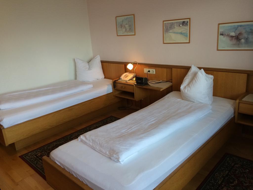 Hotel Daneu Nueziders Ngoại thất bức ảnh