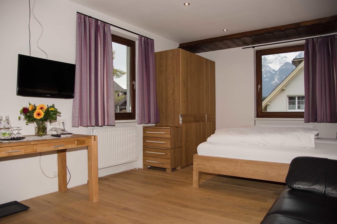 Hotel Daneu Nueziders Ngoại thất bức ảnh